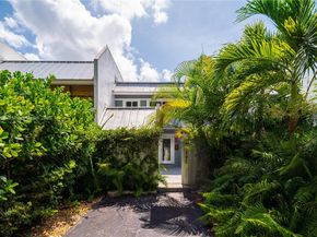 5292 SW 69th Pl, Miami FL 33155