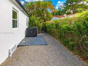 814 Monterey St, Coral Gables FL 33134