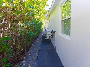 814 Monterey St, Coral Gables FL 33134