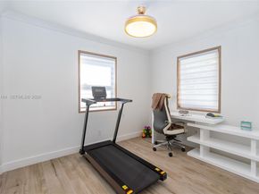 814 Monterey St, Coral Gables FL 33134