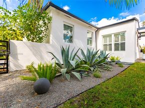 814 Monterey St, Coral Gables FL 33134