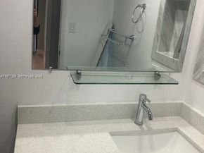 550 S Park Rd 328, Hollywood FL 33021