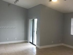 550 S Park Rd 328, Hollywood FL 33021