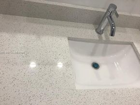 550 S Park Rd 328, Hollywood FL 33021