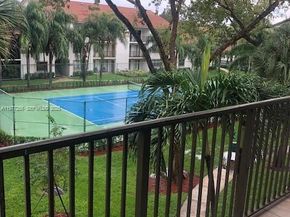 550 S Park Rd 328, Hollywood FL 33021