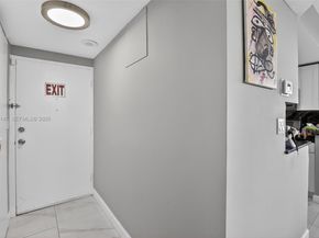 1720 Harrison St 15A, Hollywood FL 33020