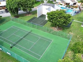 1725 SW 131st Place Cir S, Miami FL 33175