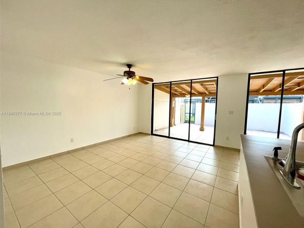 1725 SW 131st Place Cir S, Miami FL 33175