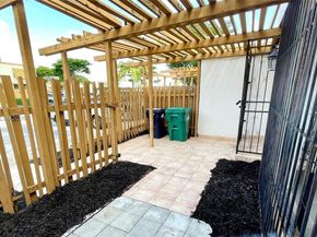 1725 SW 131st Place Cir S, Miami FL 33175