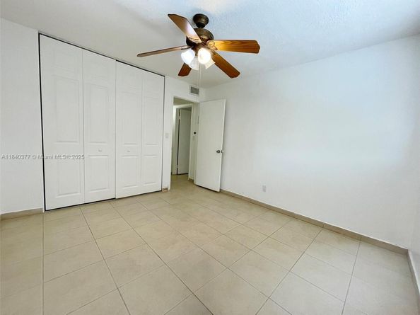 1725 SW 131st Place Cir S, Miami FL 33175