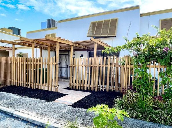 1725 SW 131st Place Cir S, Miami FL 33175
