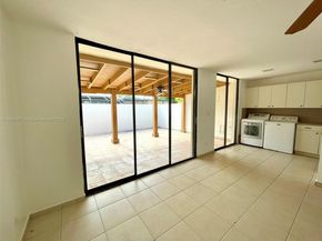 1725 SW 131st Place Cir S, Miami FL 33175