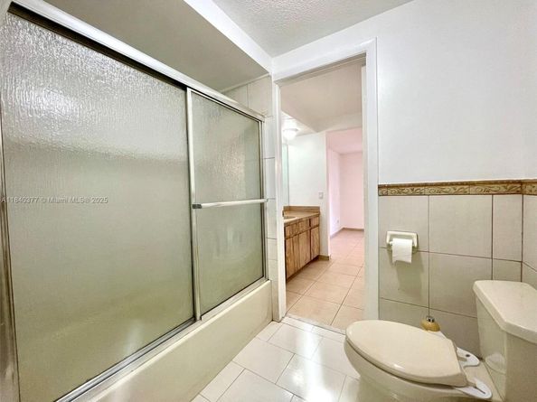 1725 SW 131st Place Cir S, Miami FL 33175