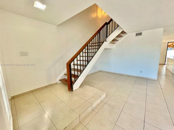 1725 SW 131st Place Cir S, Miami FL 33175