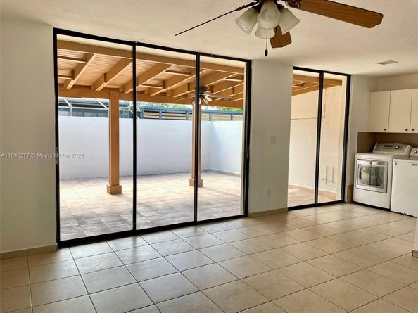 1725 SW 131st Place Cir S, Miami FL 33175