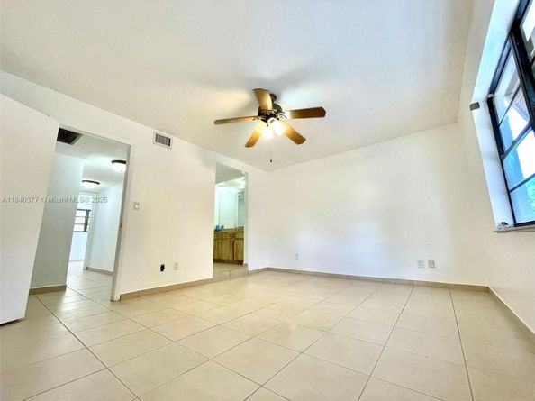 1725 SW 131st Place Cir S, Miami FL 33175