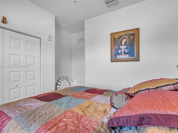 7915 NW 104th Ave 24, Doral FL 33178