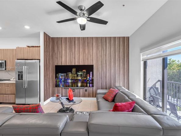 7915 NW 104th Ave 24, Doral FL 33178