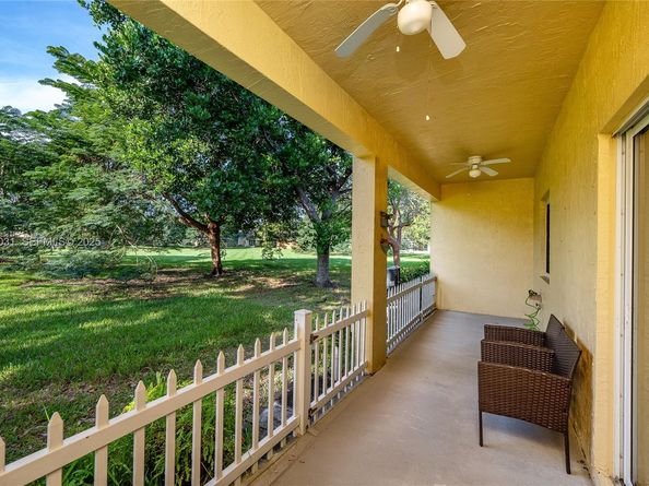 1212 NE 32nd Ter, Homestead FL 33033