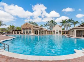 1212 NE 32nd Ter, Homestead FL 33033