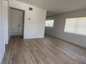 1827 N Dixie Hwy, Fort Lauderdale FL 33305