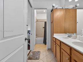 12490 NW 33rd St, Sunrise FL 33323