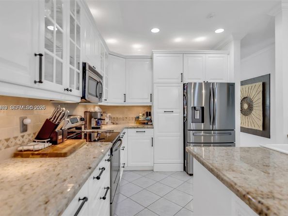 636 Vista Meadows Dr, Weston FL 33327