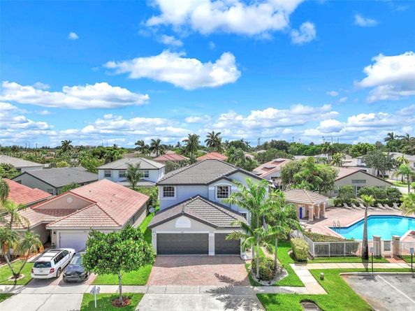 2885 SW 176th Ter, Miramar FL 33029
