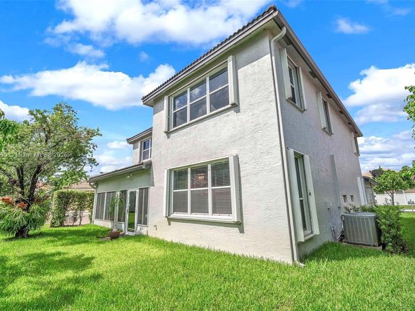 2885 SW 176th Ter, Miramar FL 33029