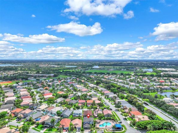 2885 SW 176th Ter, Miramar FL 33029