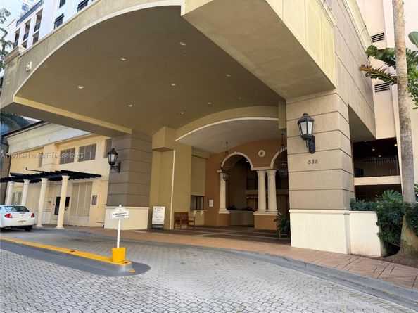 888 S Douglas Rd 917, Coral Gables FL 33134