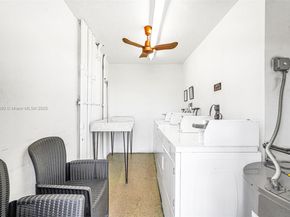 3050 NE 16th Ave 605, Oakland Park FL 33334