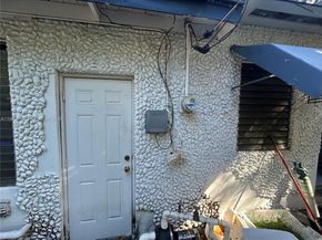 101 NW 30th Ter, Fort Lauderdale FL 33311