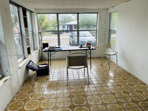 101 NW 30th Ter, Fort Lauderdale FL 33311