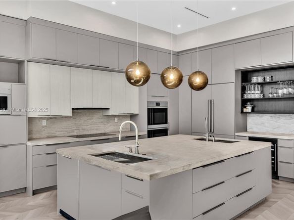 3272 SW 51st St, Hollywood FL 33312