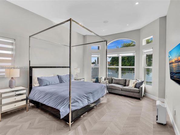 3272 SW 51st St, Hollywood FL 33312