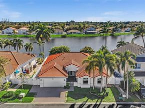 3272 SW 51st St, Hollywood FL 33312