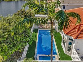 3272 SW 51st St, Hollywood FL 33312