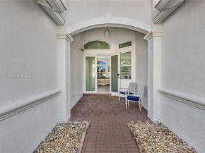 3272 SW 51st St, Hollywood FL 33312