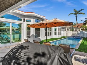 3272 SW 51st St, Hollywood FL 33312