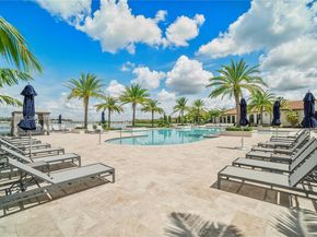 8950 W Parkland Bay Trl, Parkland FL 33076