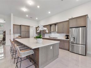 8950 W Parkland Bay Trl, Parkland FL 33076