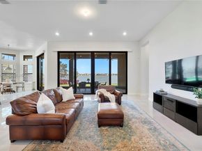 8950 W Parkland Bay Trl, Parkland FL 33076