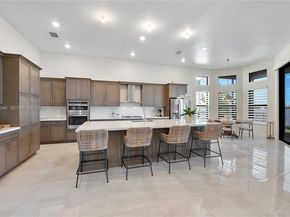 8950 W Parkland Bay Trl, Parkland FL 33076