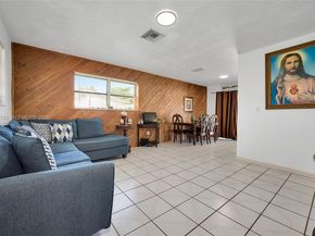 11431 SW 193rd Ter, Miami FL 33157