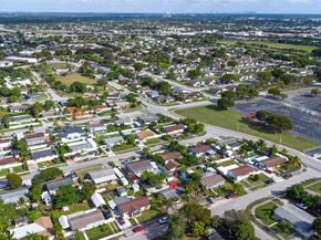 11431 SW 193rd Ter, Miami FL 33157