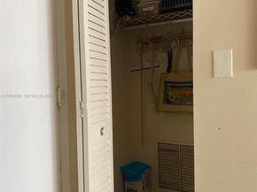 1825 S Ocean Dr 707, Hallandale Beach FL 33009