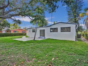 740 NE 181st St, Miami FL 33162