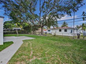 740 NE 181st St, Miami FL 33162