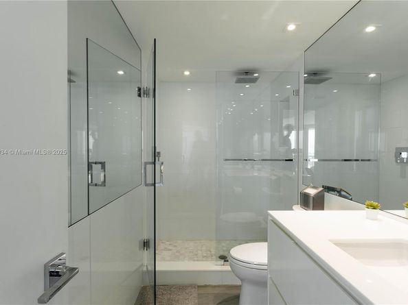 7330 Ocean Ter 19D, Miami Beach FL 33141